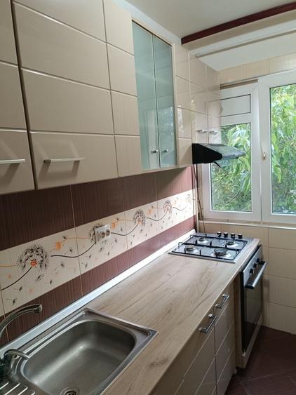 Apartament cu 2 camere în Letea Veche