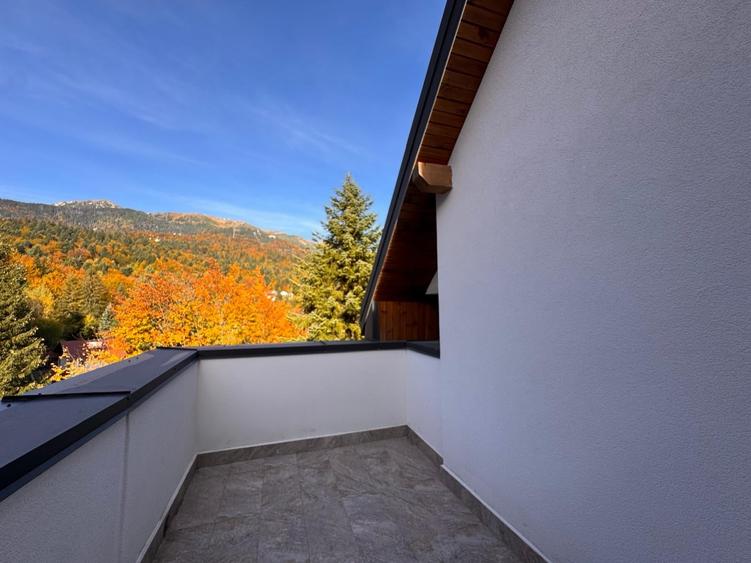 Penthouse cu 3 camere decomandat în Furnica