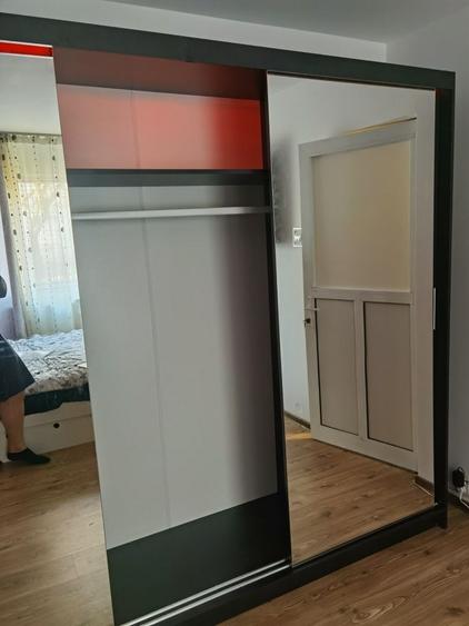 Apartament cu 2 camere decomandat în Podul de Piatră