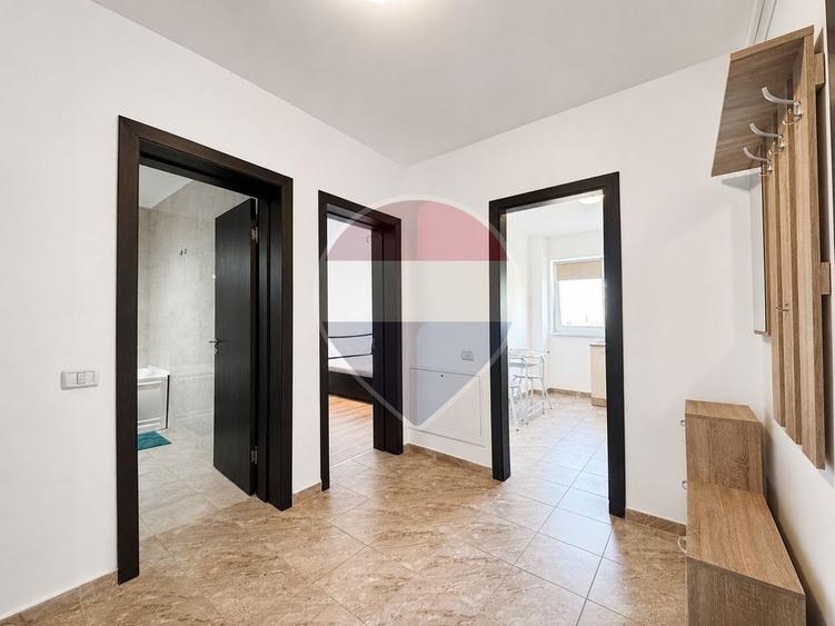 Apartament cu 2 camere decomandat în Sânpetru
