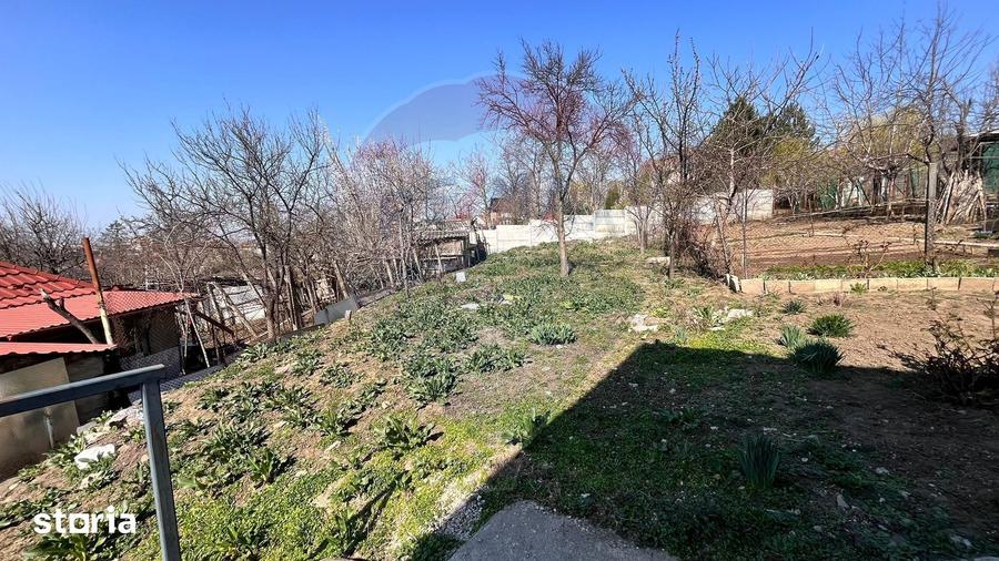 Casă cu 3 camere cu Teren 300 Mp în Iorga