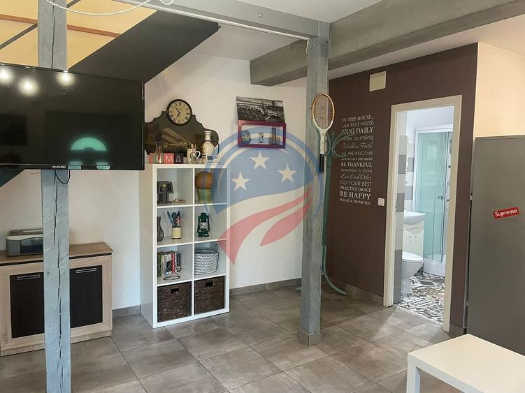 Duplex cu 3 camere cu Canalizare în Central