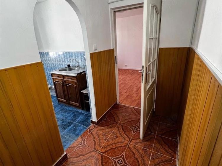 Apartament cu 2 camere semidecomandat în Fălticeni