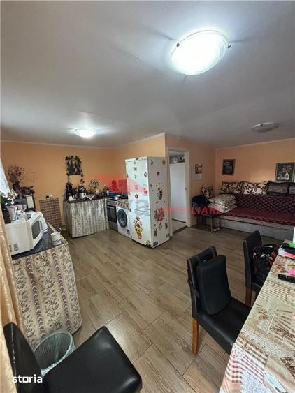 Casă cu 4 camere cu Teren 540 Mp în Unirea