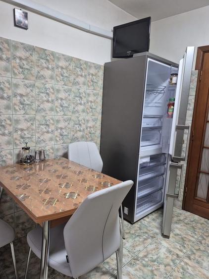 Apartament cu 2 camere decomandat în Rahova