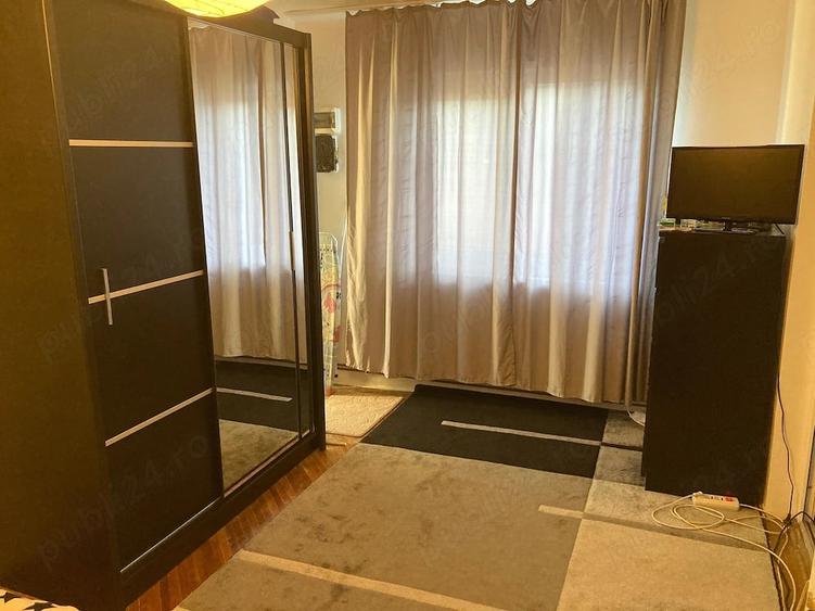 Casă cu 4 camere cu Teren 400 Mp în Central