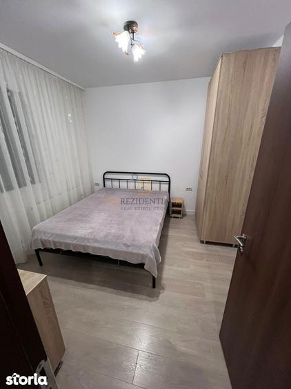 Apartament cu 2 camere decomandat, mobilat în Central