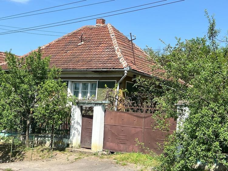 Casă cu 3 camere în Derna