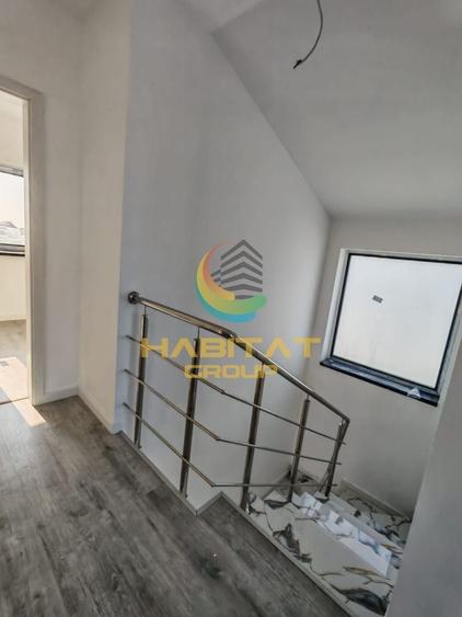 Casă individuală cu 5 camere cu Canalizare în Vidra