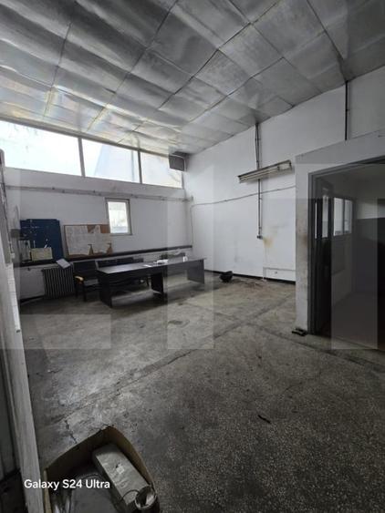 Spațiu industrial, de 900 mp, în Exterior Sud