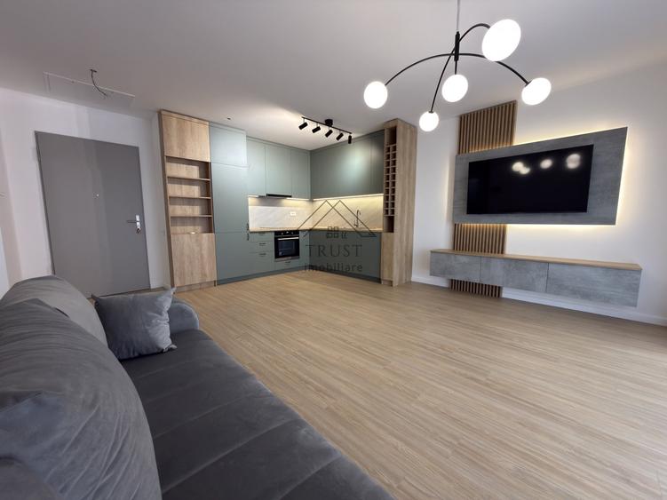 Apartament cu 2 camere decomandat, mobilat în Semicentral