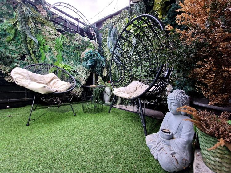 Spațiu comercial, de 30 mp, în Casa de Cultură