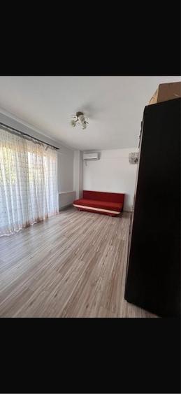 Garsonieră decomandată în Exterior Vest