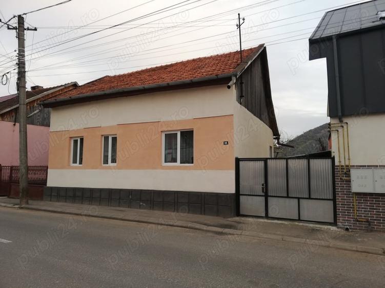 Casă cu 3 camere cu Teren 349 Mp în Sighetu Marmației