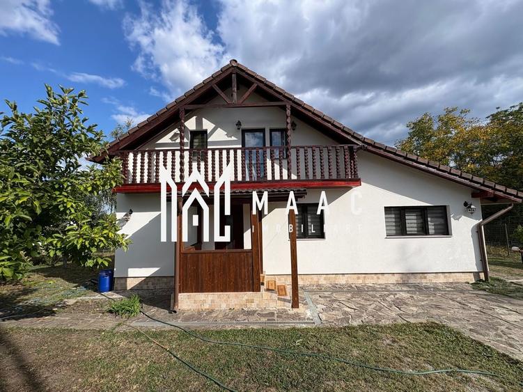 Casă individuală cu 6 camere cu Canalizare în Sadu