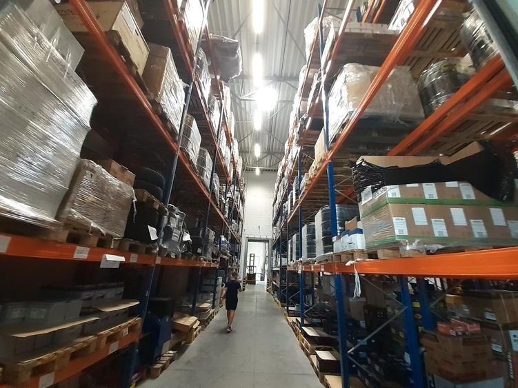 Spațiu industrial, de 1,868 mp, în Theodor Pallady