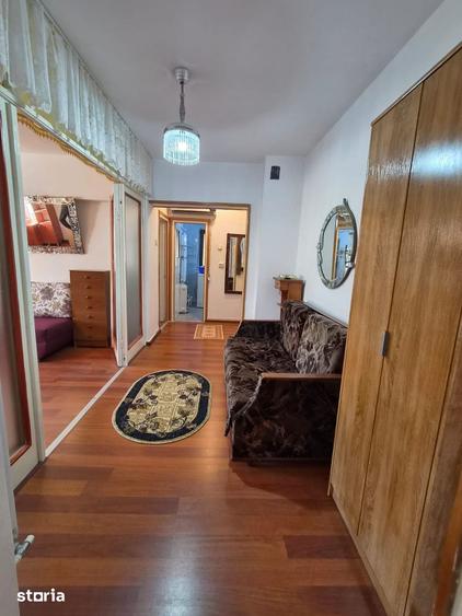 Apartament cu 2 camere decomandat în Energiei