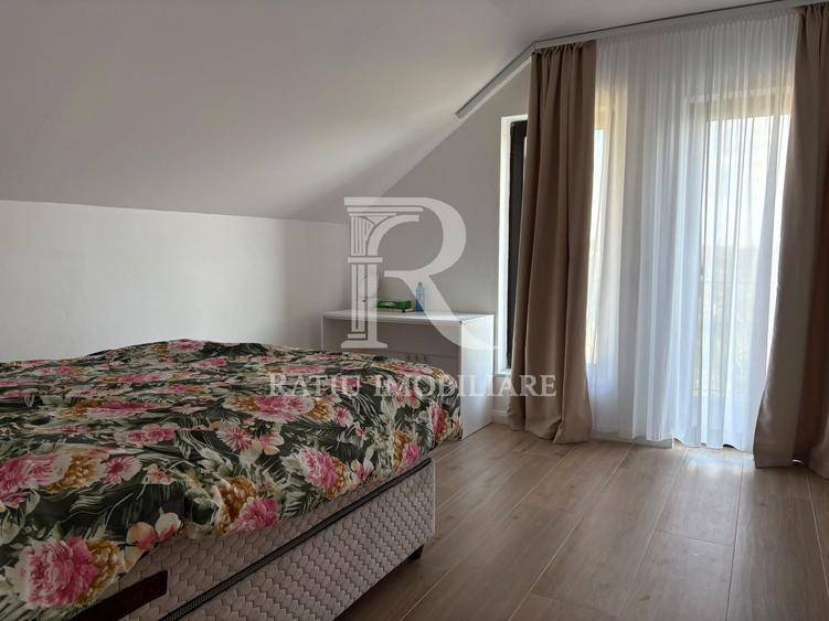Duplex cu 6 camere cu Canalizare în Nord-Est