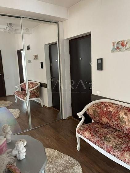 Apartament cu 2 camere decomandat, mobilat în Borhanci