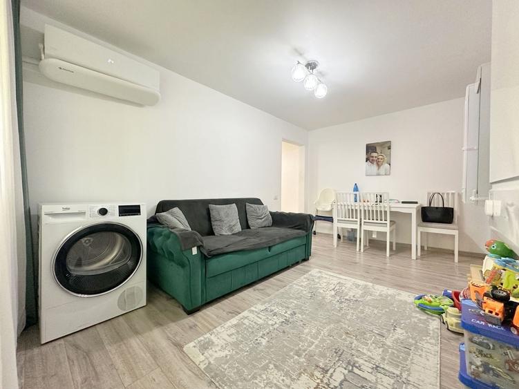 Apartament cu 3 camere semidecomandat, mobilat în Circumvalațiunii