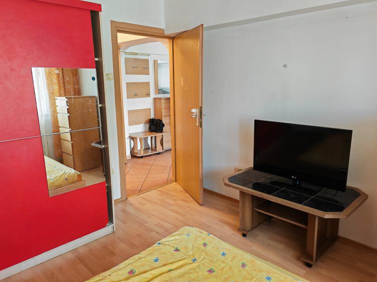 Apartament cu 2 camere decomandat în Centrul Civic