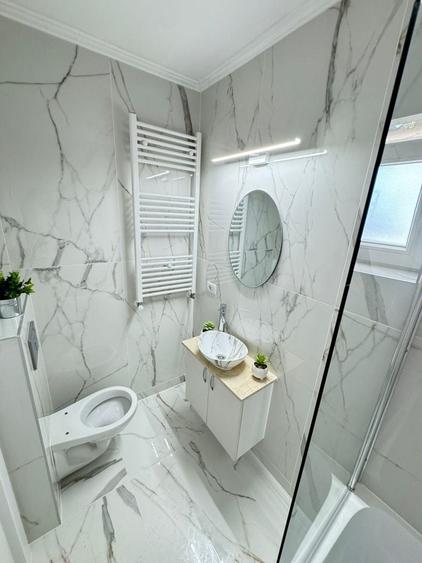 Casă cu 2 camere cu Teren 400 Mp în Păun