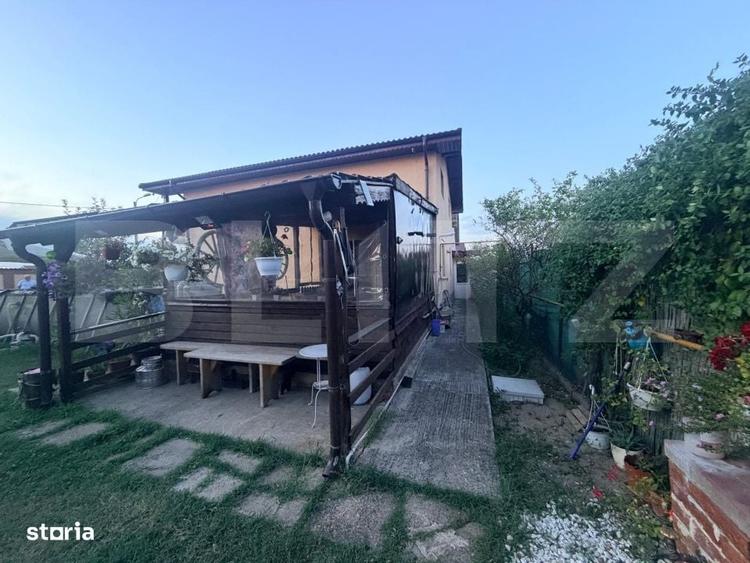 Casă cu 4 camere în Popoveni