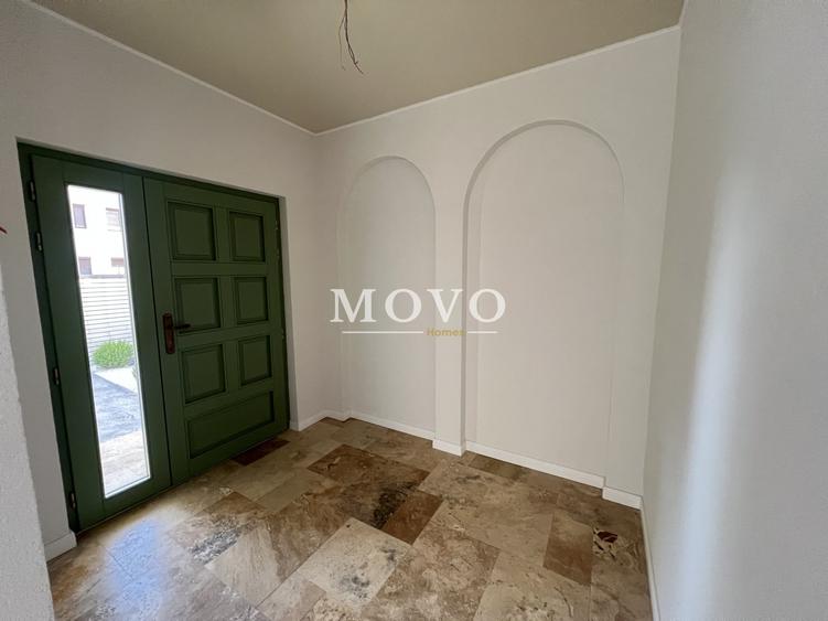 Duplex cu 5 camere cu Canalizare în Giroc