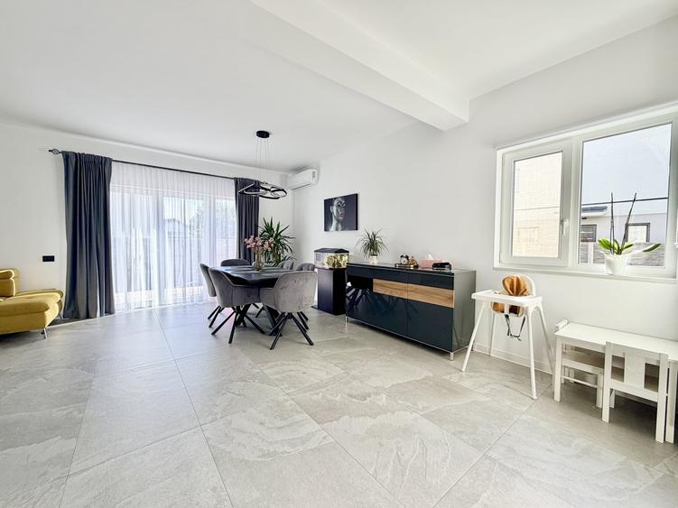 Duplex cu 4 camere cu Teren 273 Mp în Moșnița Nouă