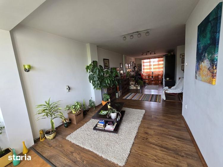Apartament cu 3 camere în Central