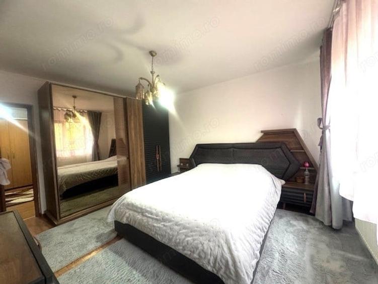Casă cu 5 camere cu Teren 382 Mp în Central