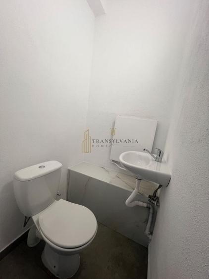 Casă individuală cu 4 camere cu Canalizare în Turnișor