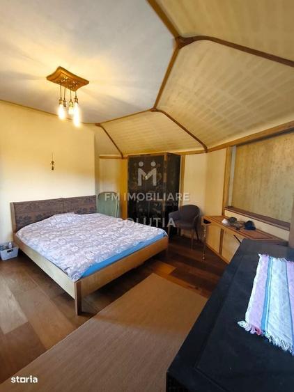 Casă cu 3 camere cu Teren 1100 Mp în Central