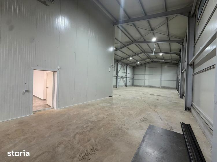 Spațiu comercial, de 440 mp, în Domnești