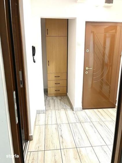 Apartament cu 2 camere decomandat în Berceni