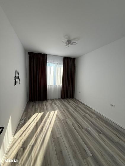 Casă cu 3 camere cu Teren 250 Mp în Clinceni