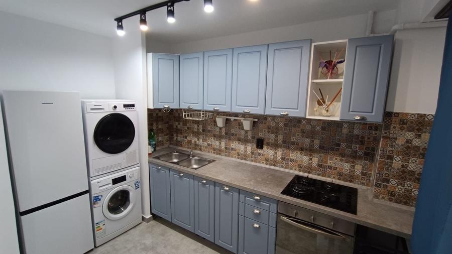 Apartament cu 2 camere decomandat, mobilat în Mărăști