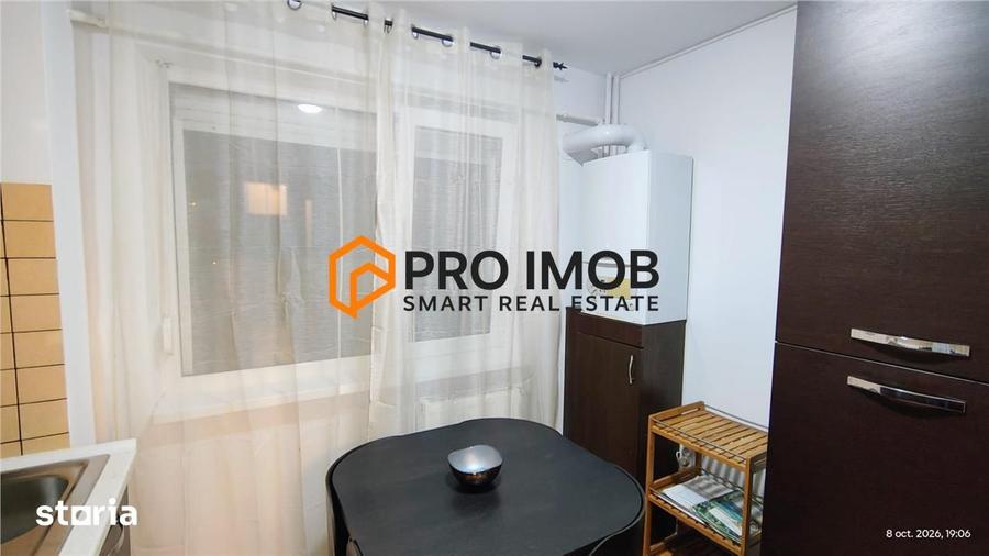 Apartament cu 2 camere semidecomandat, mobilat în Micro 3