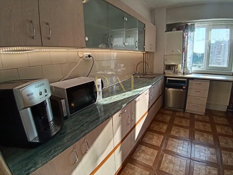 Apartament cu 4 camere în Central