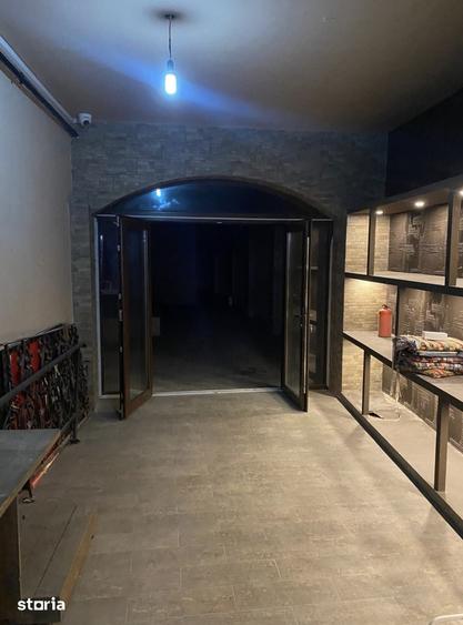 Spațiu comercial, de 140 mp, în Centrul Istoric