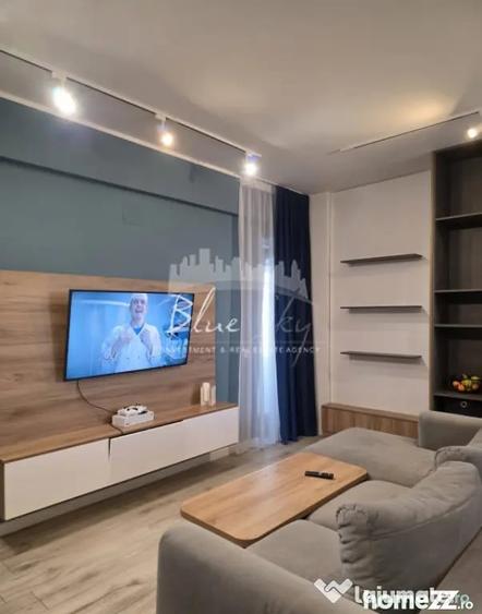 Apartament cu 2 camere decomandat în Delfinariu
