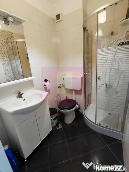 Apartament cu 2 camere nedecomandat în Vitan