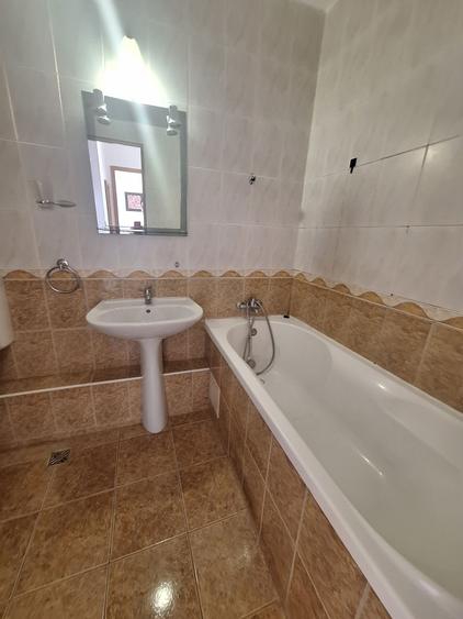 Garsonieră decomandată în Vitan