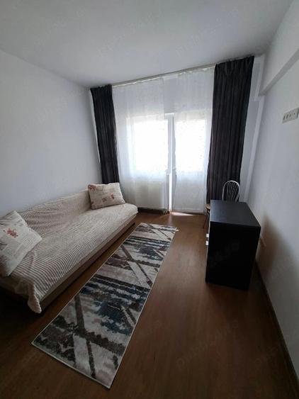Apartament cu 2 camere decomandat în Exterior Vest