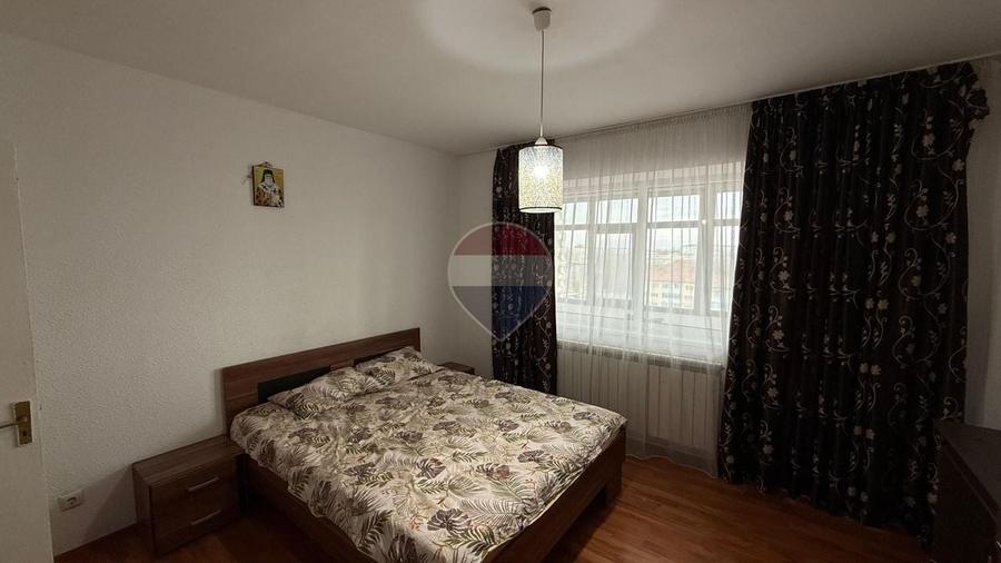 Apartament cu 3 camere decomandat în Ultracentral