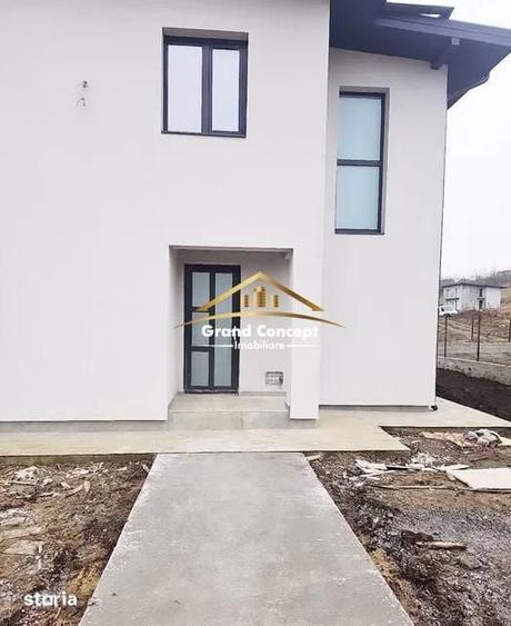 Casă cu 4 camere cu Teren 600 Mp în Valea Lupului