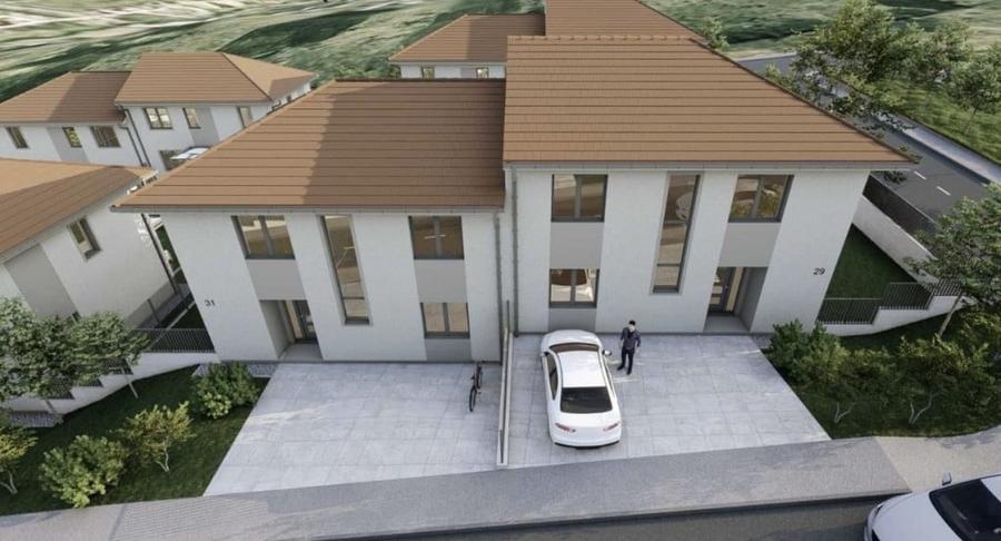 Casă cu 4 camere cu Teren 566 Mp în Chinteni