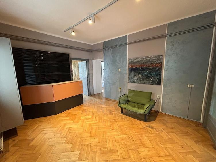 Spațiu comercial, de 105 mp, în Central