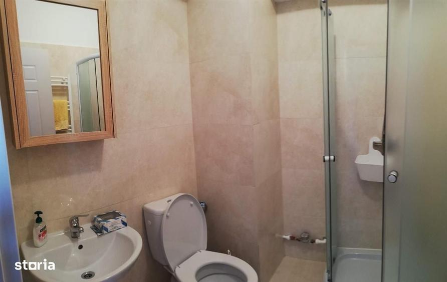 Garsonieră decomandată în Central