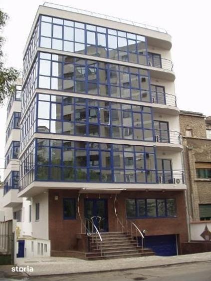 Spațiu comercial, de 236 mp, în 1 Mai